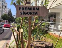 Ahşap Yönlendirme Tabelası